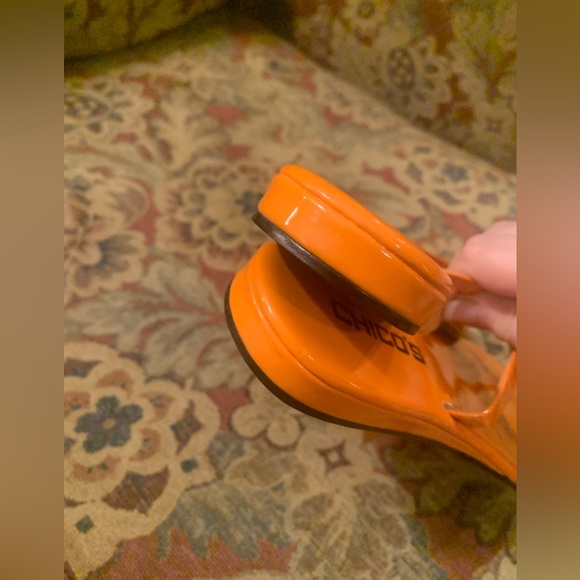 Go Vols! Lol! NWT Orange Chico’s flip flops size 7 - Picture 3 of 11